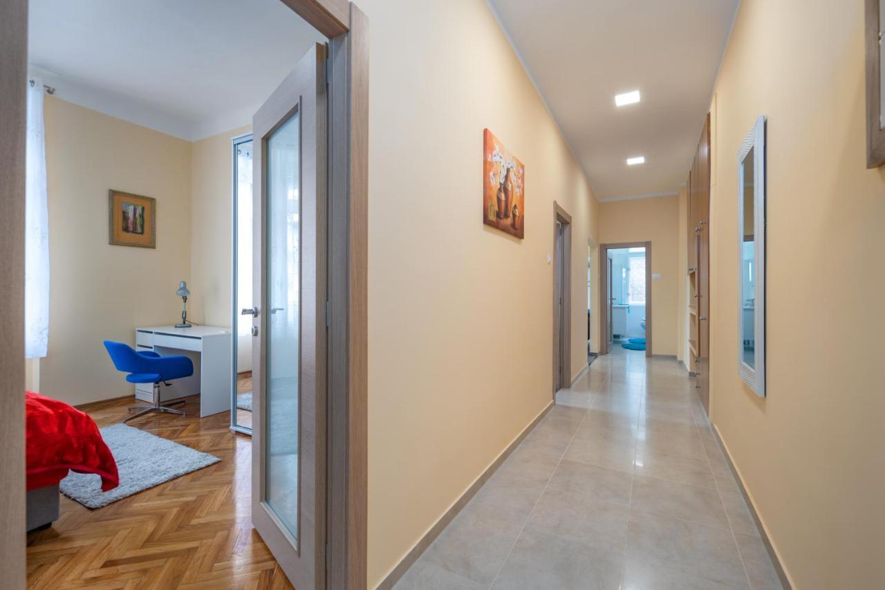 Riviere Luxury Apartment Rijeka Bagian luar foto