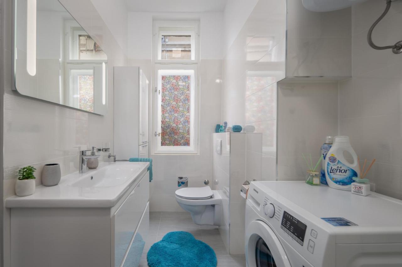 Riviere Luxury Apartment Rijeka Bagian luar foto